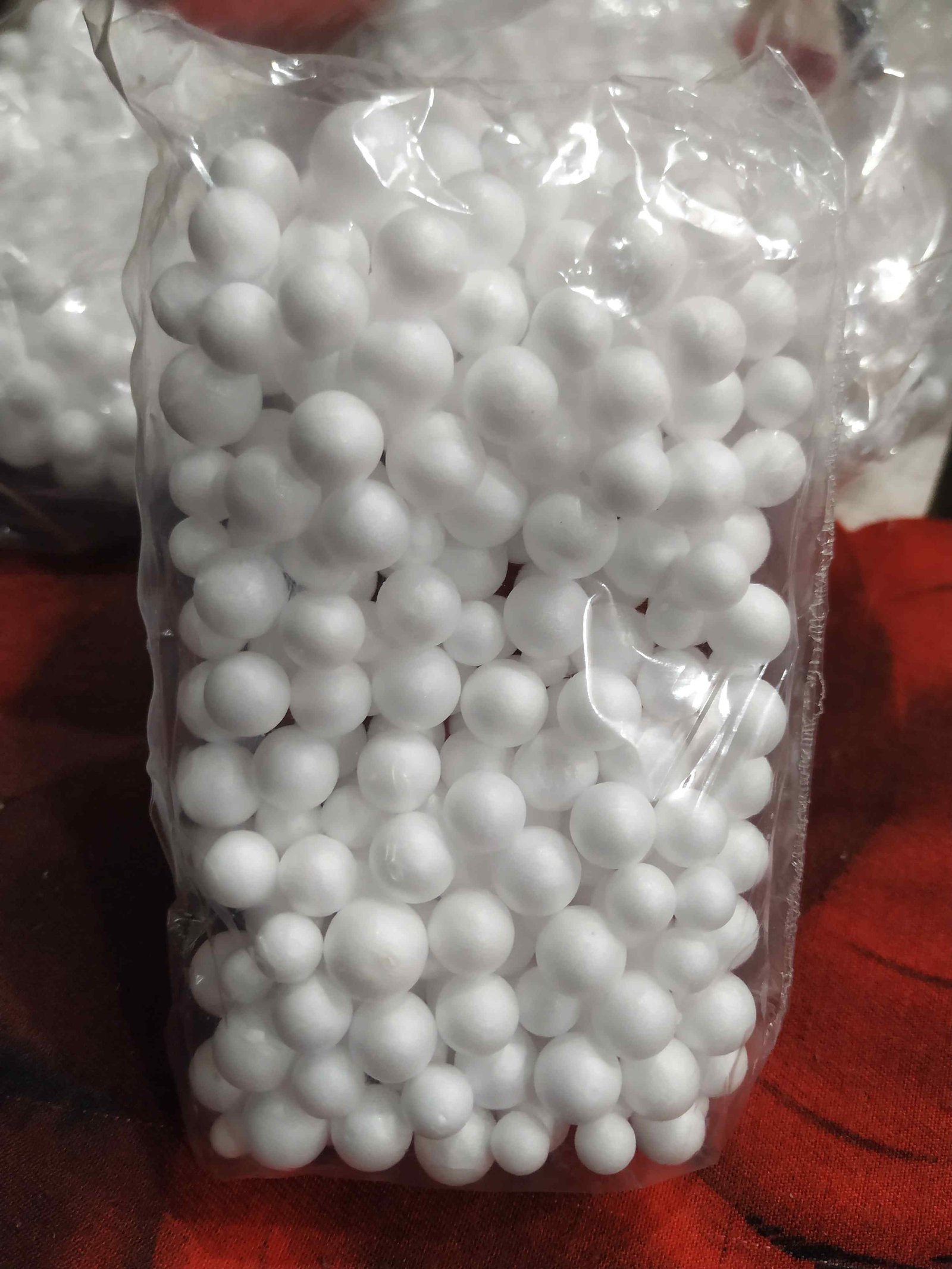 white-thermacol-balls